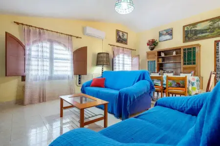 Villa spacieuse avec piscine privée près de La Riera de Gaia - Photo 11