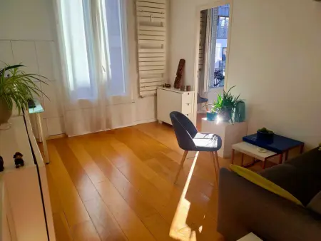 Appartement moderne à Clichy, 35 m², idéal pour 4 personnes. - Photo 2