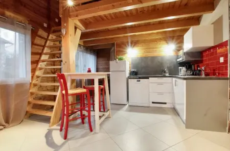 Maison charmante avec vue sur montagne près d'Yssingeaux - Photo 1