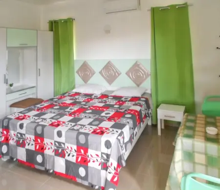 Studio cosy à Trou-aux-Biches 35 m² avec balcon joli jardin - Photo 23
