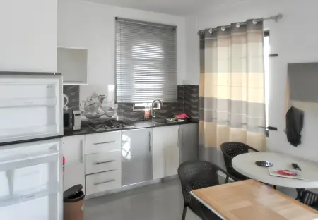 Studio cosy à Trou-aux-Biches 35 m² avec balcon joli jardin - Photo 29