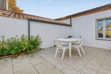 Maison charmante à L'Épine avec jardin clôturé et terrasse - Photo 13