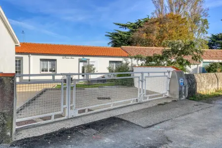 Maison charmante à L'Épine avec jardin clôturé et terrasse - Photo 19