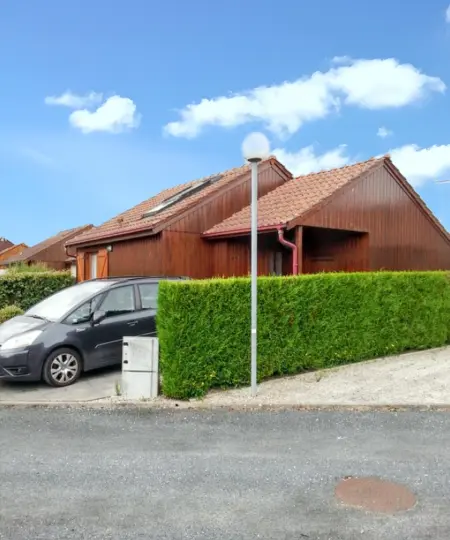 Chalet confortable à Giffaumont-Champaubert avec terrasse - Photo 1