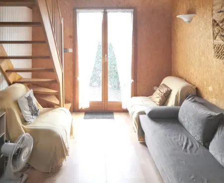 Chalet confortable à Giffaumont-Champaubert avec terrasse - Photo 5