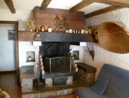 Maison chaleureuse à Notre-Dame-de-Bellecombe avec cheminée. - Photo 5