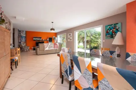 Villa spacieuse à Plouharnel avec piscine et jacuzzi - Photo 3
