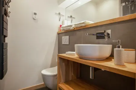 Appartement spacieux L'Alpe d'Huez, balcon, Appartement 8 personnes à L'Alpe d'huez - Photo 22