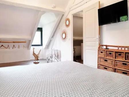 Maison de charme à Sainte-Geneviève-lès-Gasny avec jardin - Photo 5