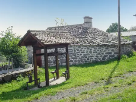 Maison de charme à Valuéjols avec vue sur les montagnes - Photo 4