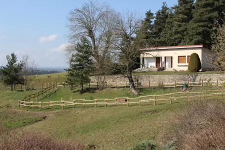 Maison chaleureuse à Langogne avec vue sur montagne - Photo 1