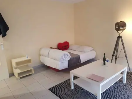 Appartement moderne aux Pavillons-sous-Bois - 24 m² + Terrasse - Photo 11