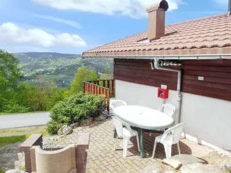 Chalet charmant au Tholy avec piscine partagée, Chalet 4 personnes à Le Tholy - Photo 2