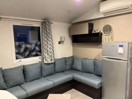 Bungalow charmant au cœur de Les Mathes avec piscine partagée - Photo 3