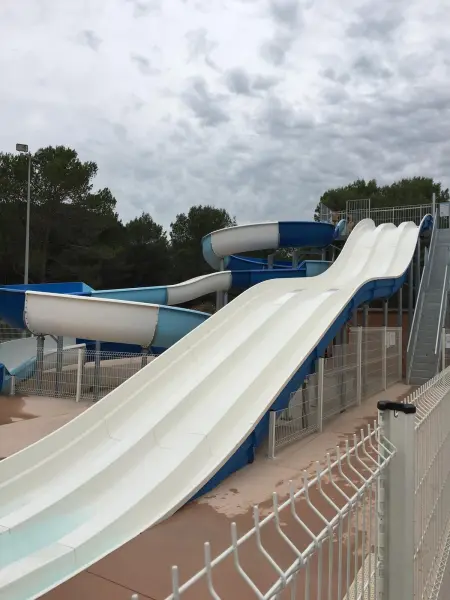 Charmant Bungalow à Puget-sur-Argens avec piscine partagée - Photo 19