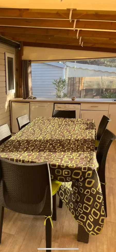 Charmant Bungalow à Puget-sur-Argens avec piscine partagée - Photo 24