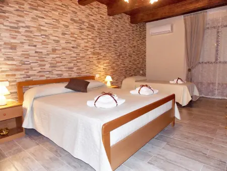 Maison spacieuse à Frascineto avec vue montagne 130 m² - Photo 3