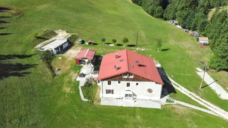 Maison isolée et calme à Septmoncel avec vue sur montagne - Photo 4