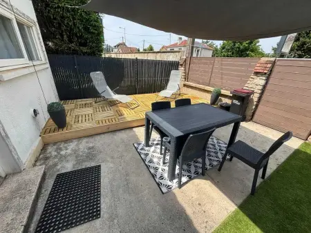 Maison confortable à Saint-André-les-Vergers 40 m², jardin - Photo 2