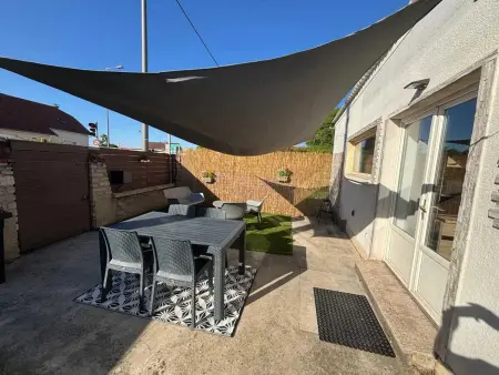 Maison confortable à Saint-André-les-Vergers 40 m², jardin - Photo 4