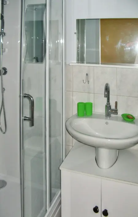 Appartement cosy Salins-les-Bains 18 m² Parking - Photo 2