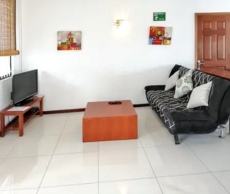 Appartement moderne à Pereybère, avec vue sur la piscine, 50 m² - Photo 25