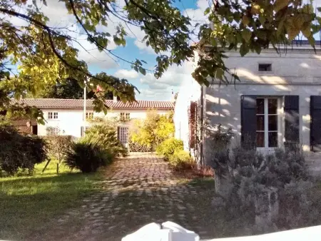 Villa charmante à Arsac avec piscine privée et jardin - Photo 7