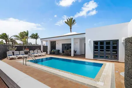Villa charmante à Playa Blanca avec piscine privée - Photo 1