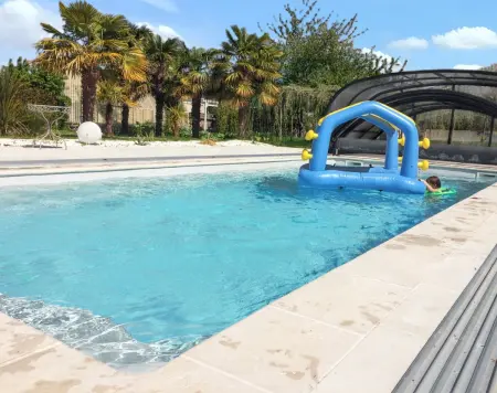 Charmante Maison à Saint-Martin-des-Entrées avec Piscine Partagée - Photo 1