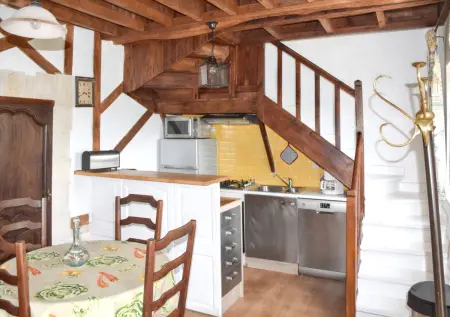 Charmante Maison à Saint-Martin-des-Entrées avec Piscine Partagée - Photo 7