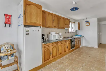 Charmante Maison en Campagne près de Nevez avec Jardin Clôturé - Photo 2