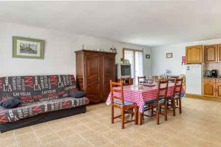 Charmante Maison en Campagne près de Nevez avec Jardin Clôturé - Photo 11