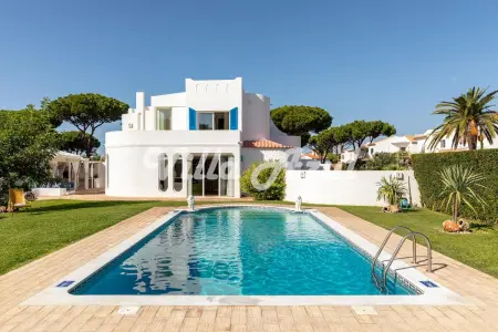 Villa élégante avec piscine privée à Quarteira - Photo 11