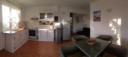 Appartement lumineux à Trou aux Biches - 70 m² - Vue sur jardin - Photo 2