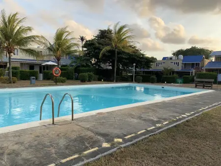 Studio charmant à Grand Baie de 60 m² avec piscine partagée - Photo 2