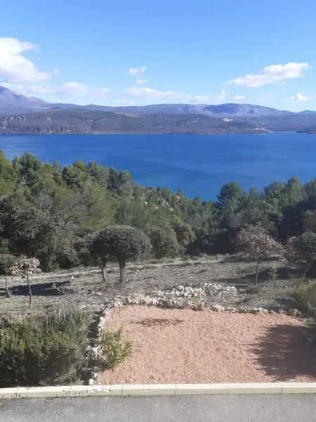 Appartement cosy à Sainte-Croix-du-Verdon 44 m² vue lac - Photo 2