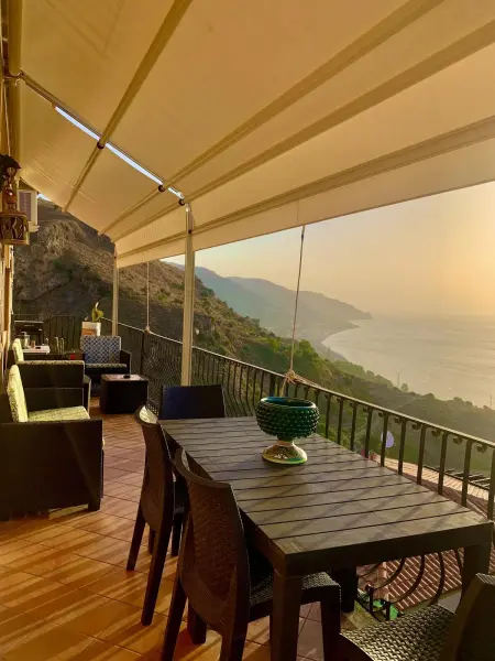 Appartement spacieux à Taormina avec vue sur mer et balcons - Photo 1