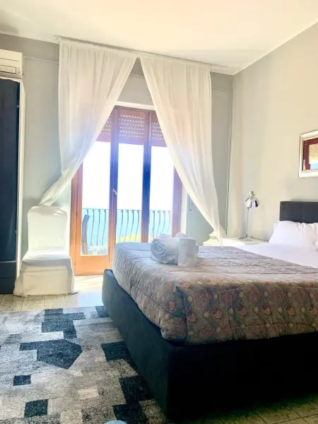 Appartement spacieux à Taormina avec vue sur mer et balcons - Photo 37