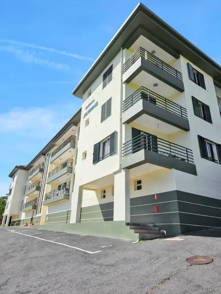 Appartement charmant dans Funchal avec balcon et vue - Photo 34