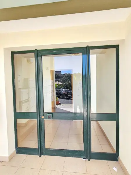 Appartement charmant dans Funchal avec balcon et vue - Photo 36