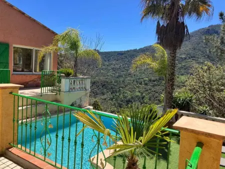 Maison conviviale à Fréjus avec piscine à débordement - Photo 13