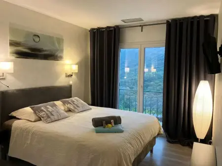 Maison conviviale à Fréjus avec piscine à débordement - Photo 40