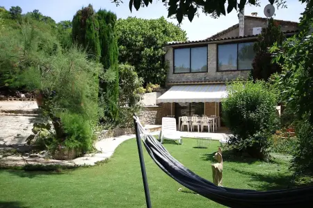 Appartement spacieux à La Roche-sur-le-Buis avec piscine privée. - Photo 1