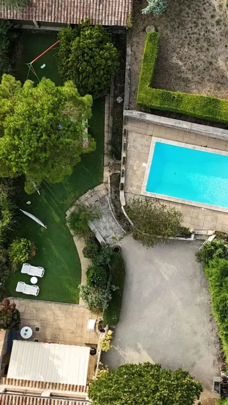 Appartement spacieux à La Roche-sur-le-Buis avec piscine privée. - Photo 13