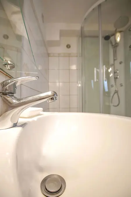 Appartement spacieux à La Roche-sur-le-Buis avec piscine privée. - Photo 34