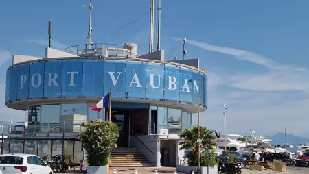 Maison conviviale avec jacuzzi à Le Bar-sur-Loup - Photo 50
