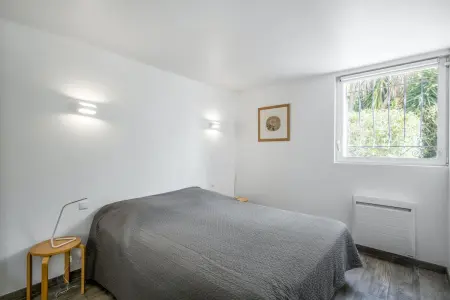 Appartement confortable à Hyères avec piscine privée - Photo 7