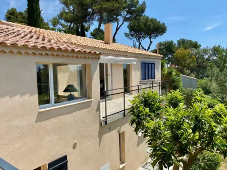 Appartement confortable à Hyères avec piscine privée - Photo 16