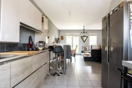 Maison spacieuse, quartier La Madeleine, terrasse et jardin - Photo 3