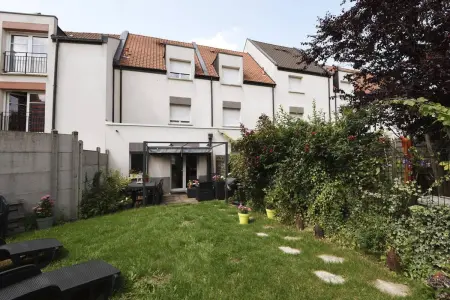 Maison spacieuse, quartier La Madeleine, terrasse et jardin - Photo 31